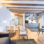 公寓 Mazzini 9 Tirabora Short Rent 的里雅斯特