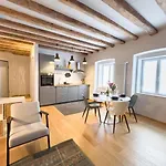 公寓 Mazzini 9 Tirabora Short Rent