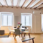 Mazzini 9 Tirabora Short Rent 的里雅斯特