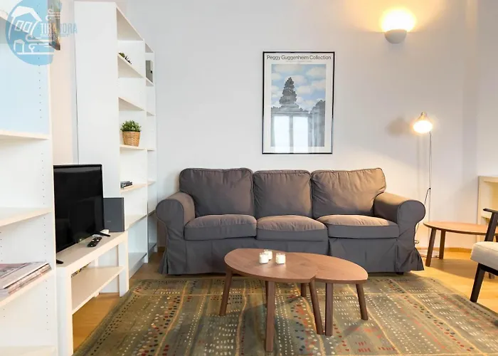 Apartman Mazzini 9 Tirabora Short Rent