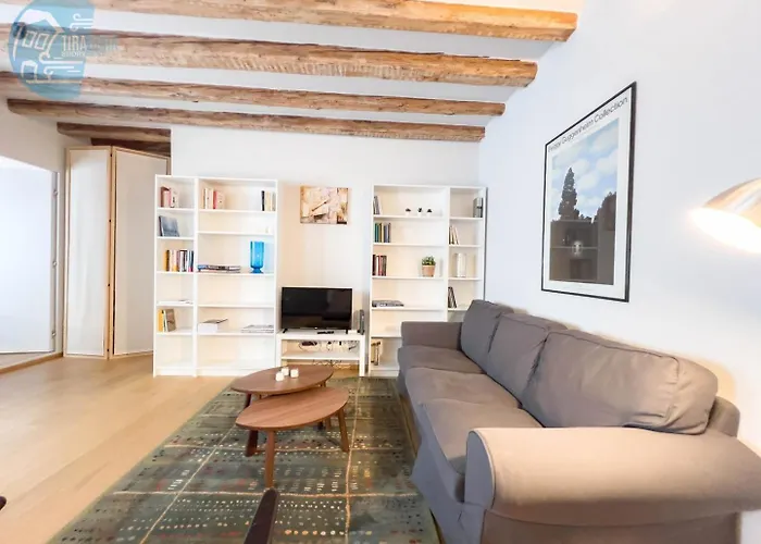 Mazzini 9 Tirabora Short Rent Apartman *